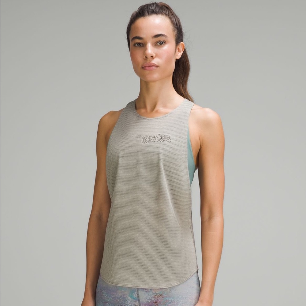 LAB W Grid Mesh Training Tank *Graphic